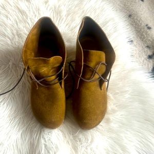 No.6 Suede Brown Clogs